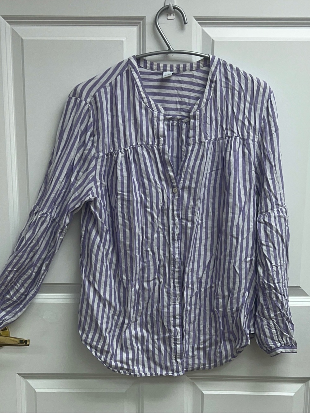 Old Navy V-Neck Purple/White Striped Puff Sleeve Blouse Size Large